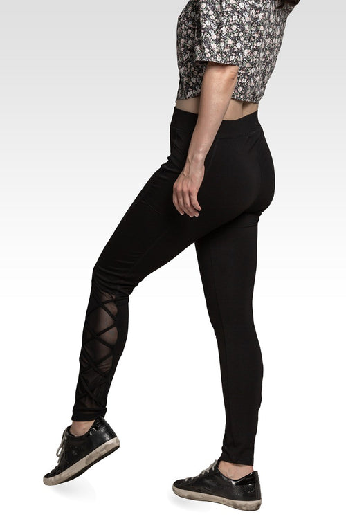 Jo Jo Women's Interlaced Mesh Leggings With Side Pockets
