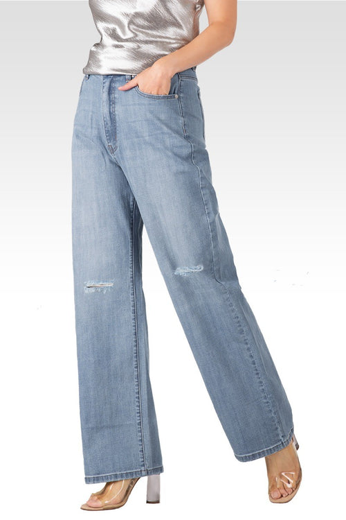 Alora Women's Subtle Distressed Boyfriend Jeans