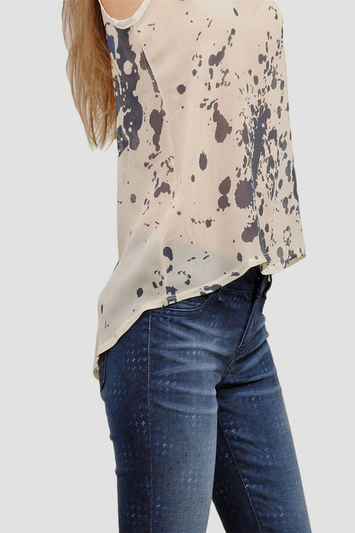 Women Splatter Printed Keyhole Top