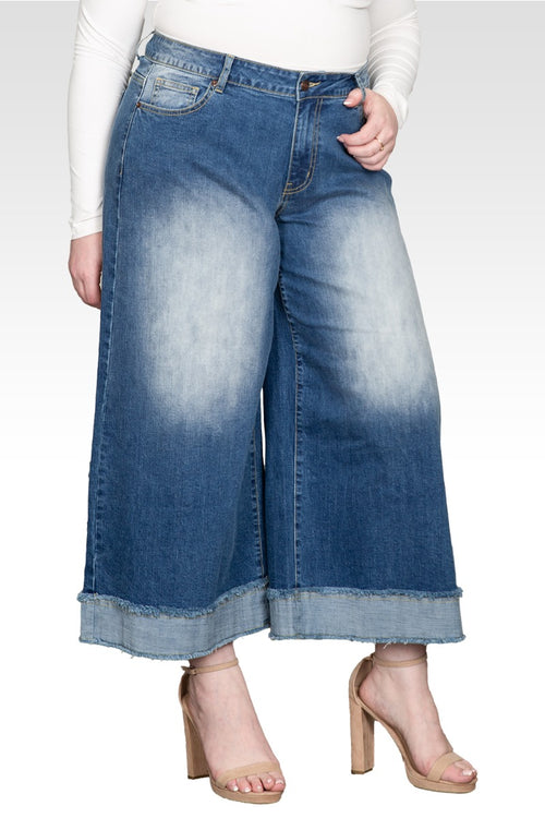 Plus Size Vintage High-Rise Cropped Wide-Leg Jeans