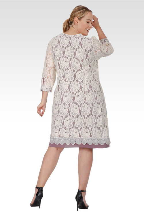 Everleigh Women's Plus Size Elegant Floral Lace Boat Neck 3/4 sleeve Midi Dress