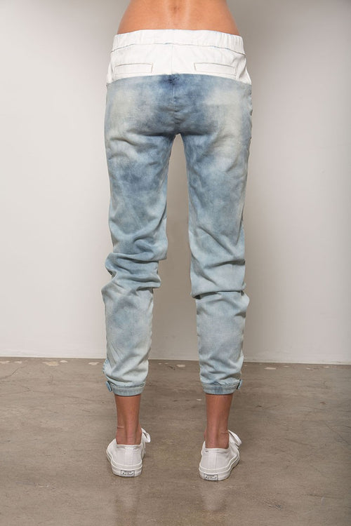 Standards & Practices Contemporary Fashion Women Light Washed Jogger Pants