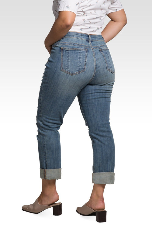 Leah Women's Plus Size Slightly Roll Up Boyfriend Jeans