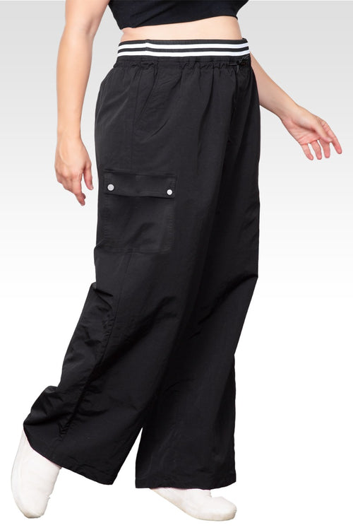 Plus Size Pull-On Wide Leg Cargo Trousers