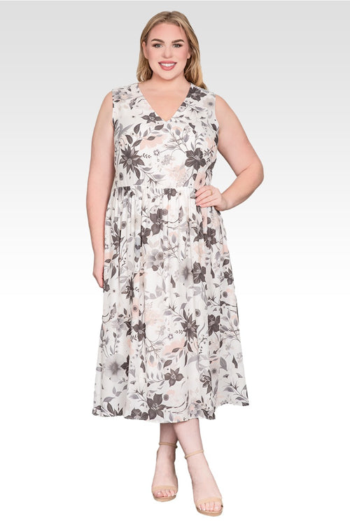 Plus Size Floral Print Sleeveless V-Neck Maxi A-Line Dress 18 Plus Size Floral Print Sleeveless V-Neck Maxi A-Line Dress 18