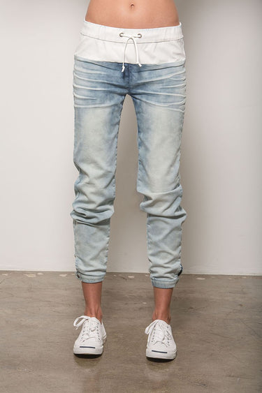 Standards & Practices Contemporary Fashion Women Light Wash Denim Joggers